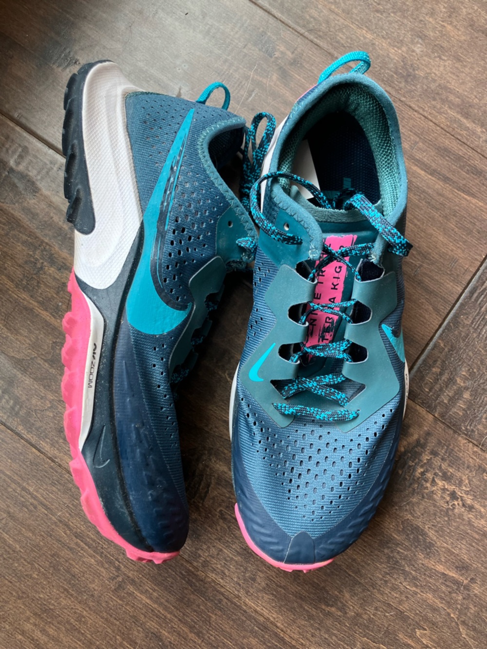Nike Women's Air Zoom Terra Kiger 7 Trail Running Shoe Teal/Pink